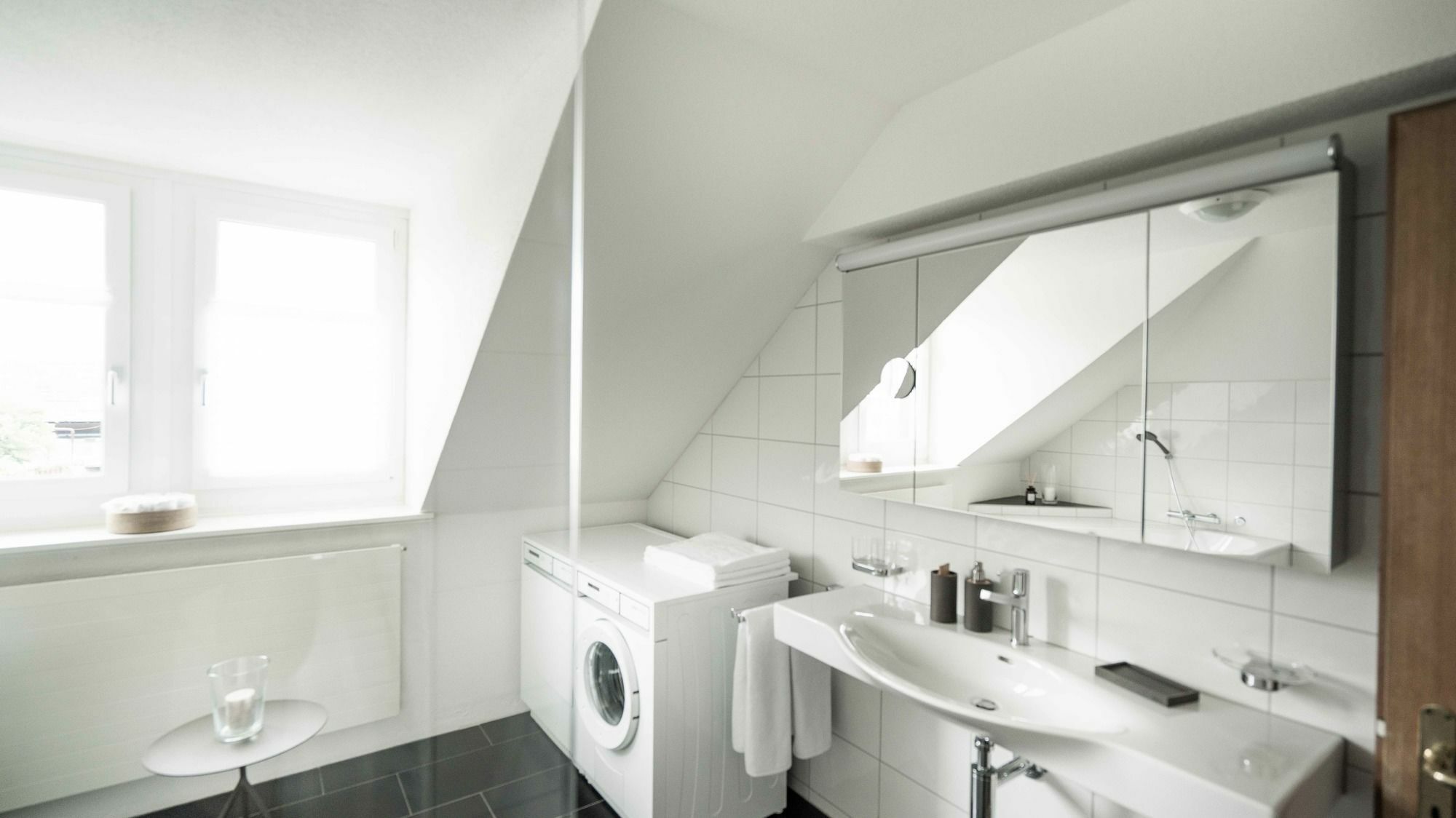 Loewenplatz Apartment Near Station By Airhome Zurych Zewnętrze zdjęcie